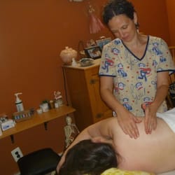 Nude massage in Staten Island (US) 